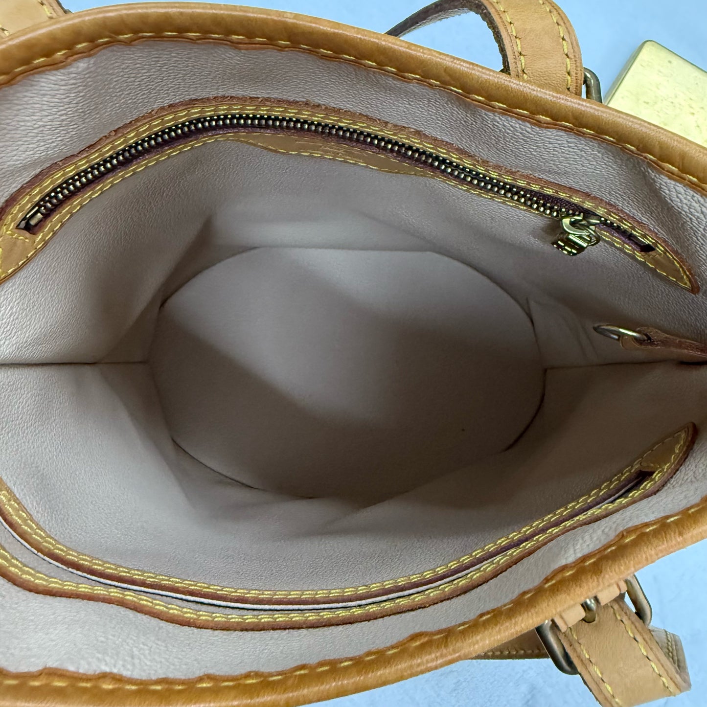 Louis Vuitton Bucket Bag FL0093