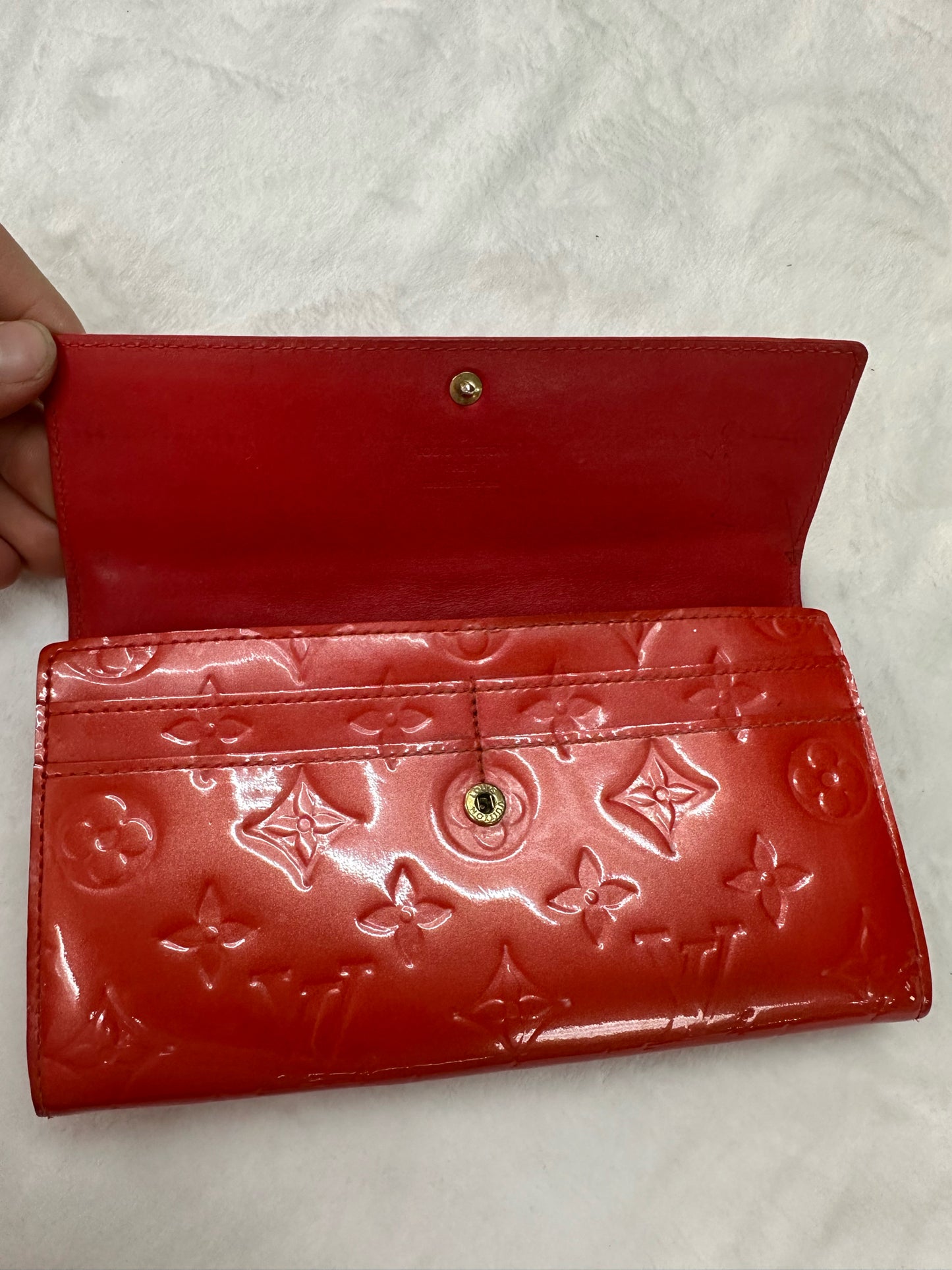 Louis Vuitton Vernis Sarah Wallet