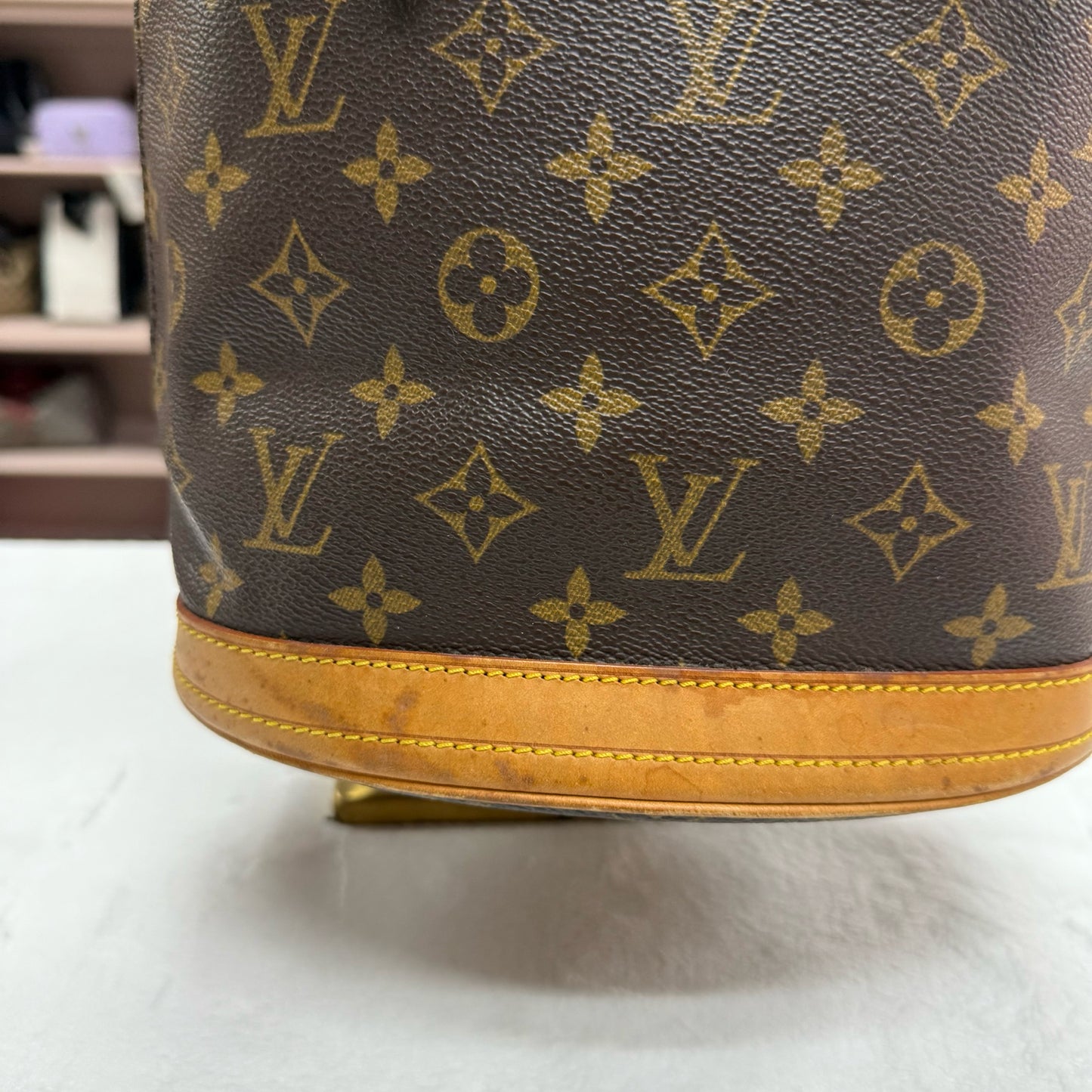 Louis Vuitton Bucket Bag FL0093