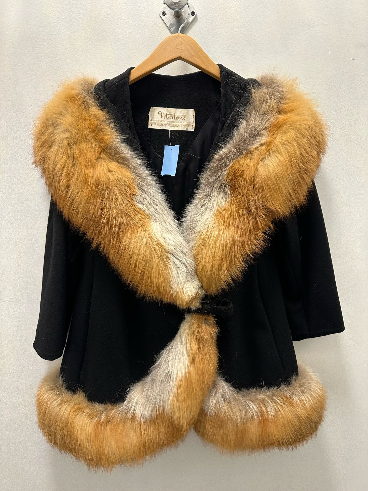 Morton Black Coat W Fur Trim