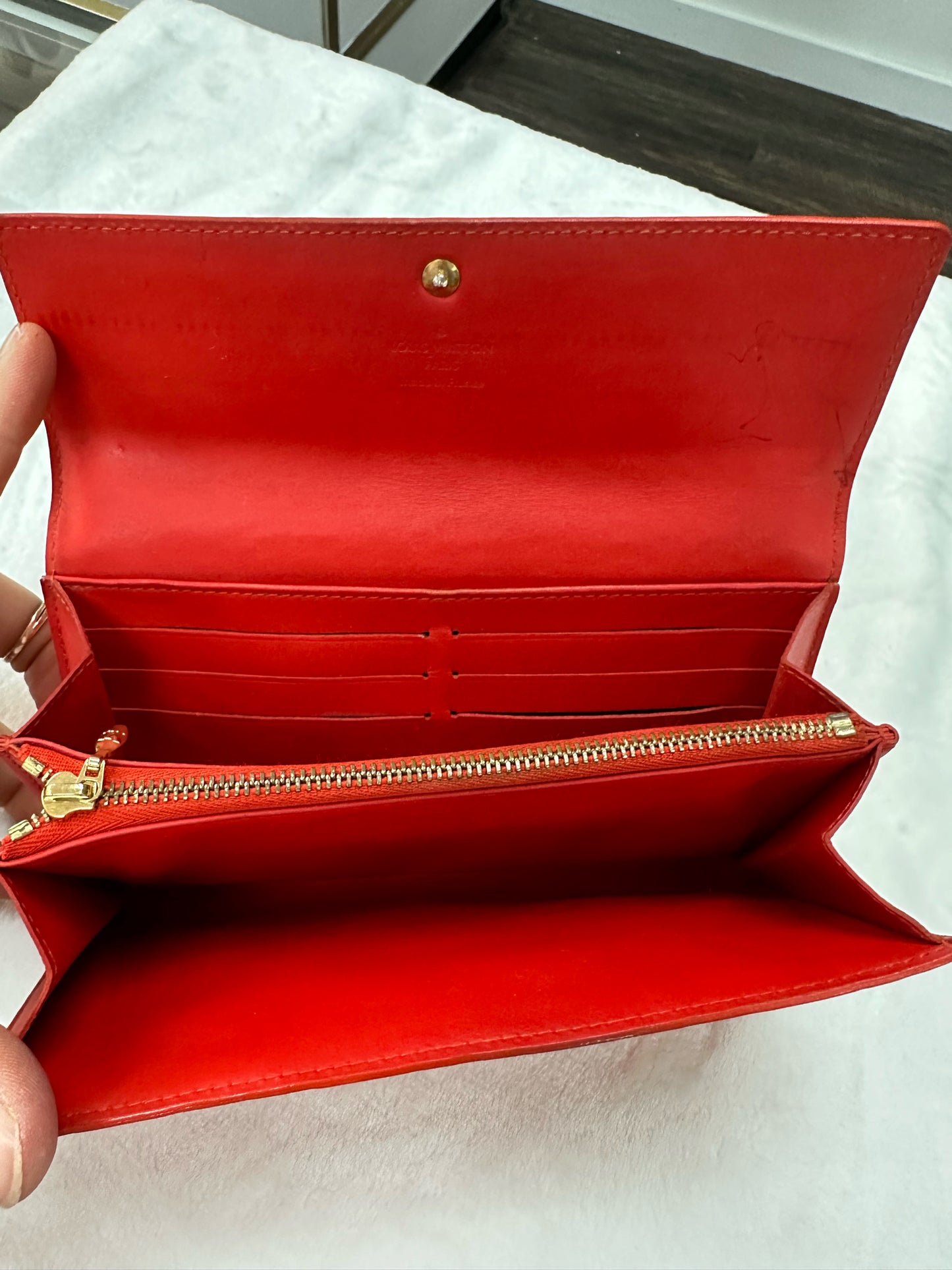 Louis Vuitton Vernis Sarah Wallet