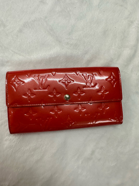 Louis Vuitton Vernis Sarah Wallet