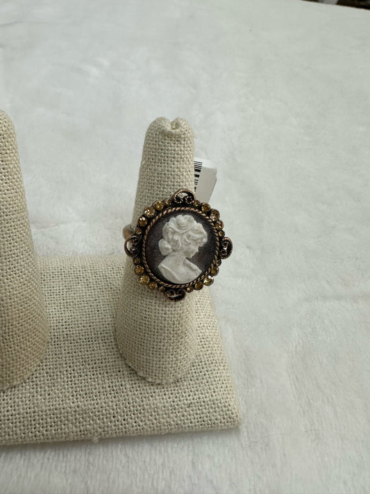 Fashion Victorian Ring