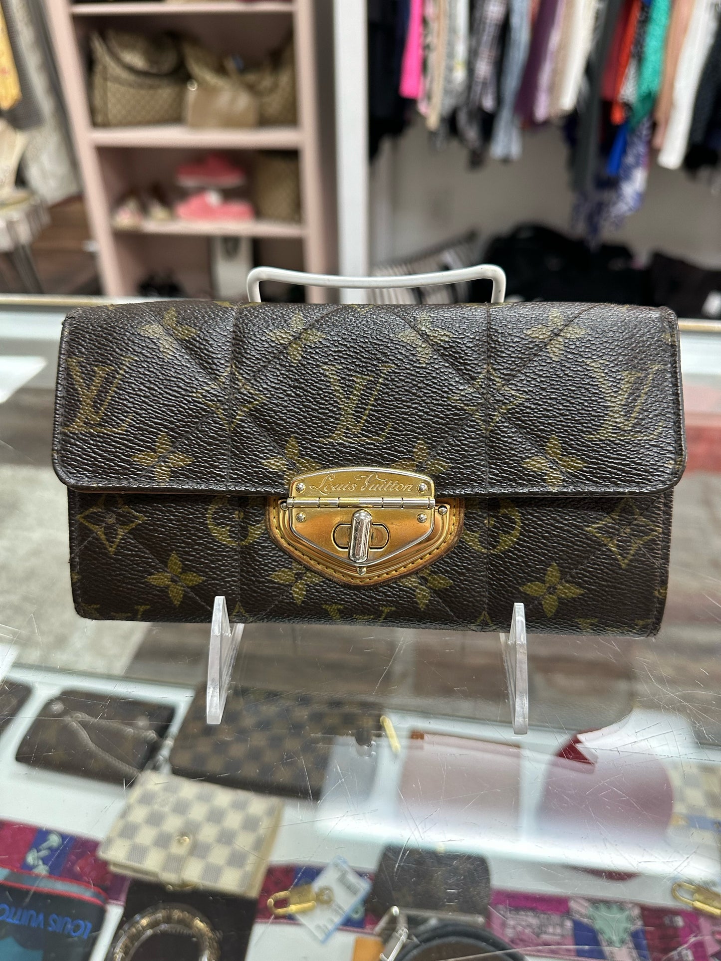 Louis Vuitton Etoile Sarah Monogram Wallet