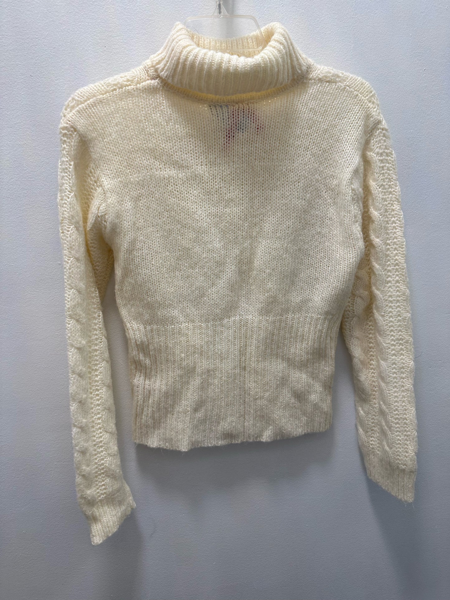 Derek Hearth White Sweater