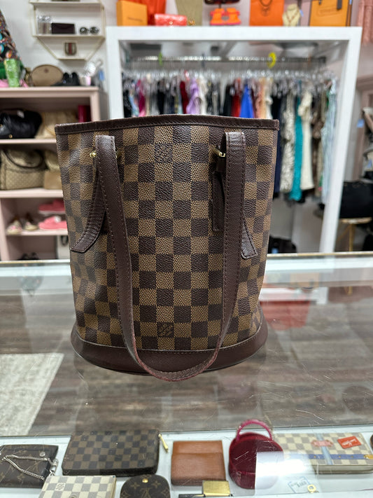 Louis Vuitton Damier Ebene Marais Bucket