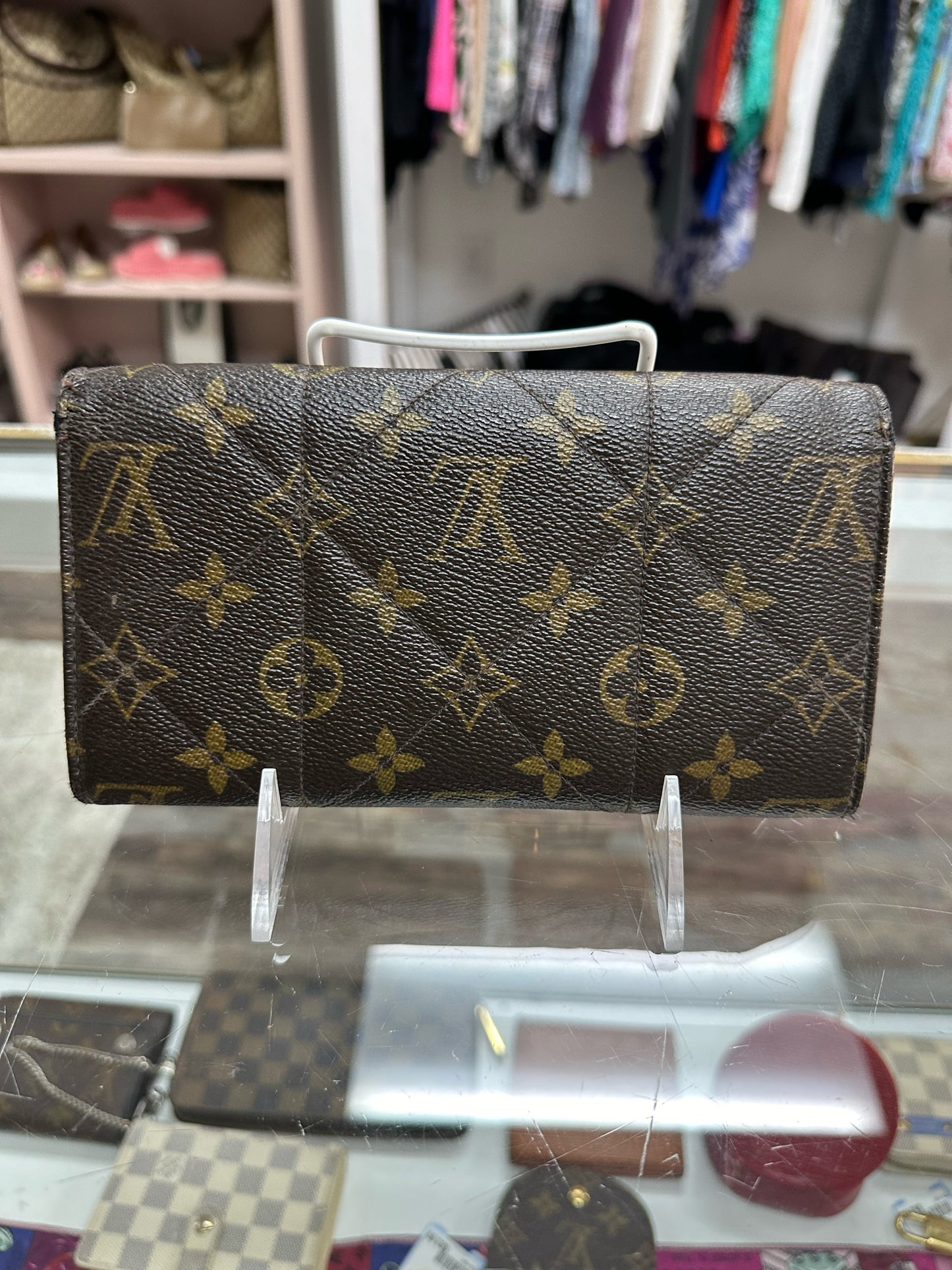 Louis Vuitton Etoile Sarah Monogram Wallet