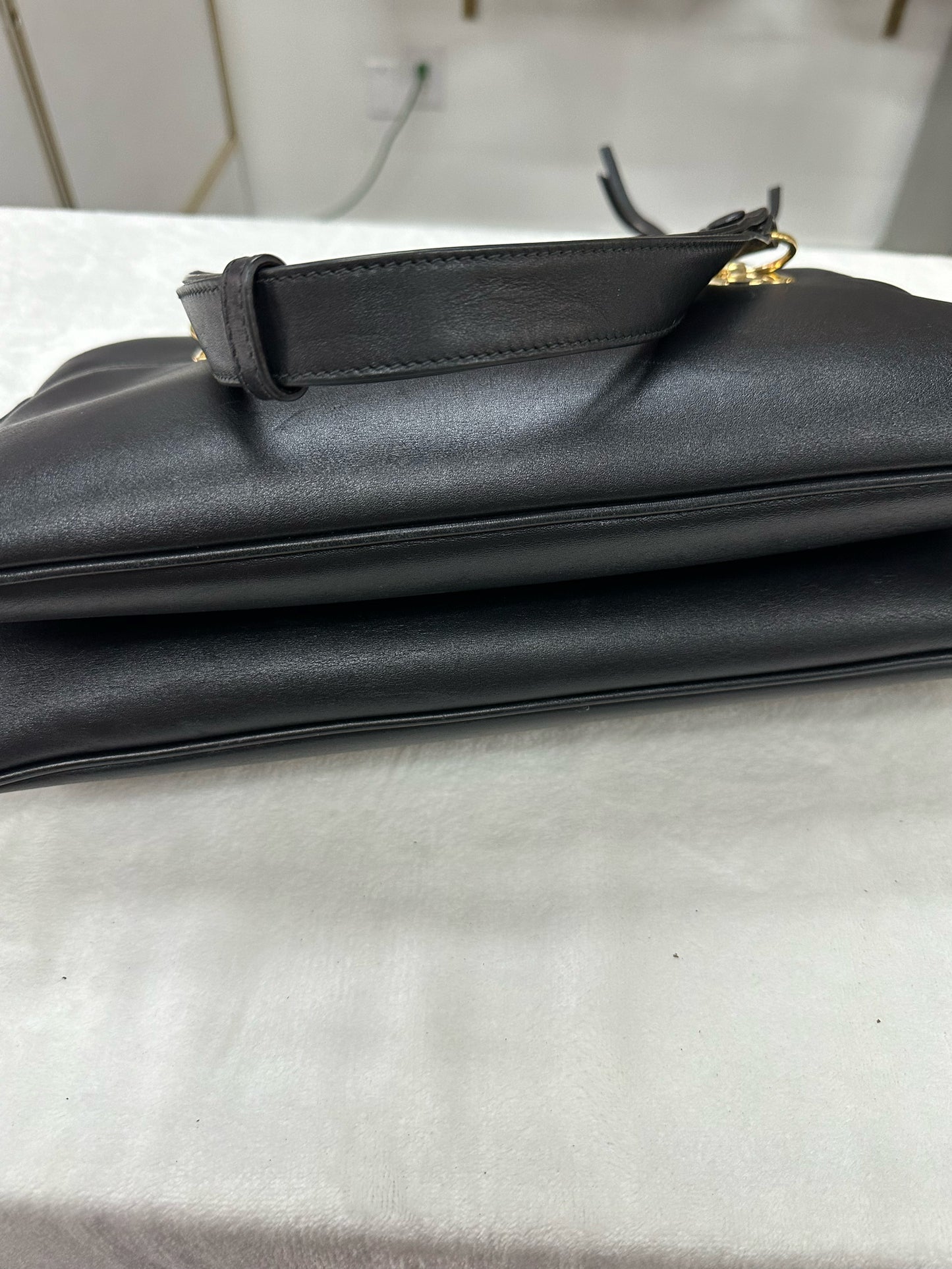 GUCCI Calfskin Arli Adjustable Black Bag